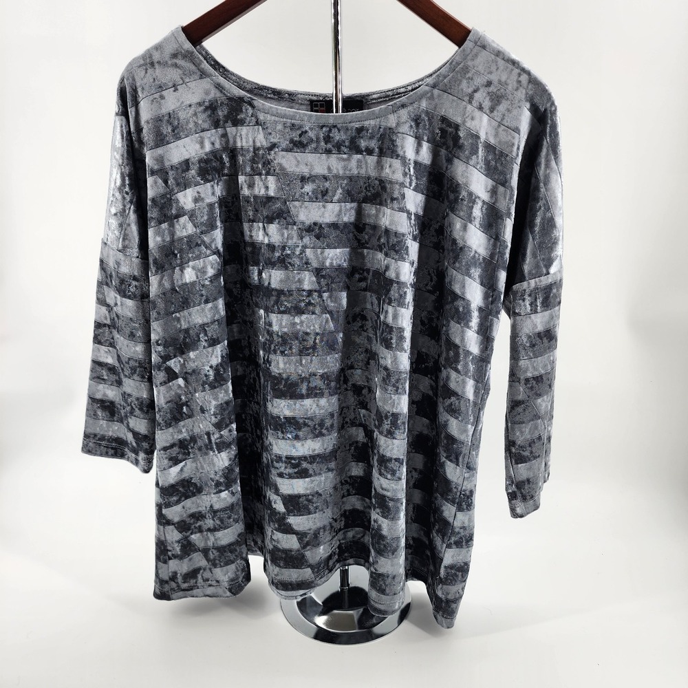 Carre Noir Women's 3/4 Sleeve Scoop Neck Pullover Soft Gray‎ Stripe Top Large